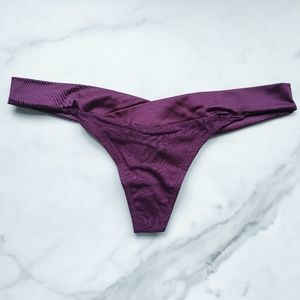 NWT SOMA TELLTALE THE DREAMER THONG PANTY IN WICKED PLUM SIZE LARGE